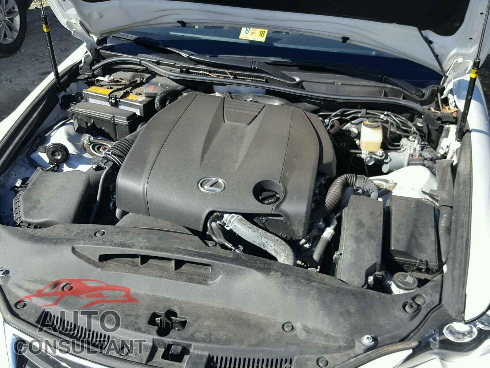 LEXUS IS250 2015 - JTHCF1D27F5029535