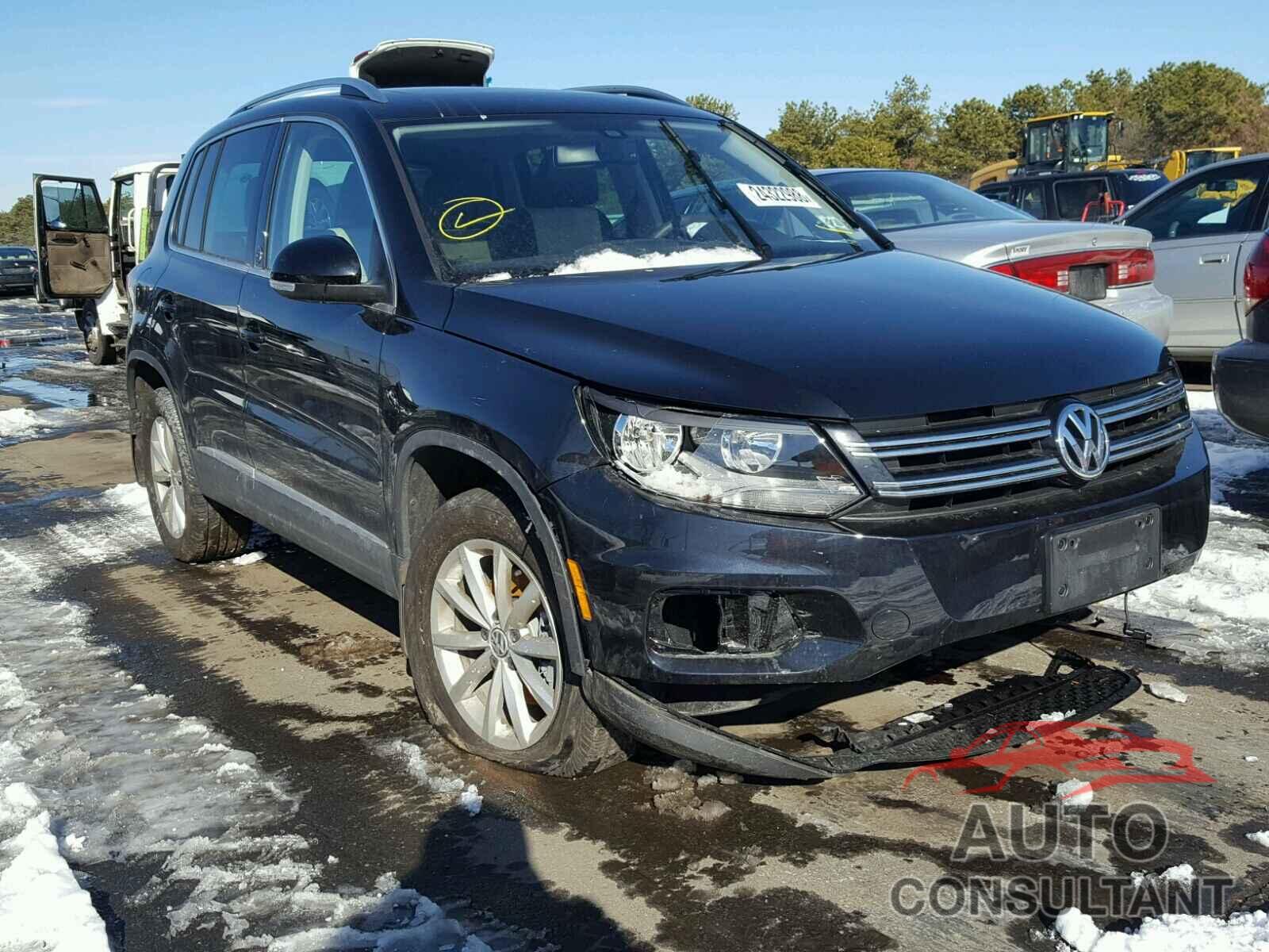 VOLKSWAGEN TIGUAN 2017 - WVGSV7AXXHK019407