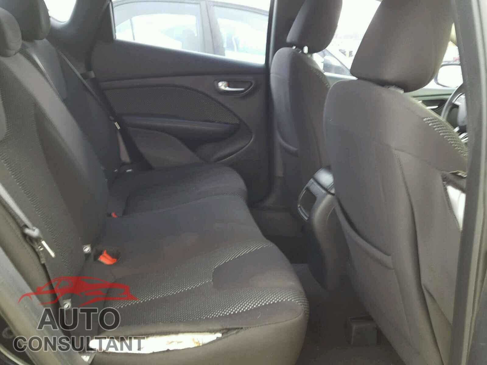 DODGE DART 2015 - 1C3CDFAA8FD237255