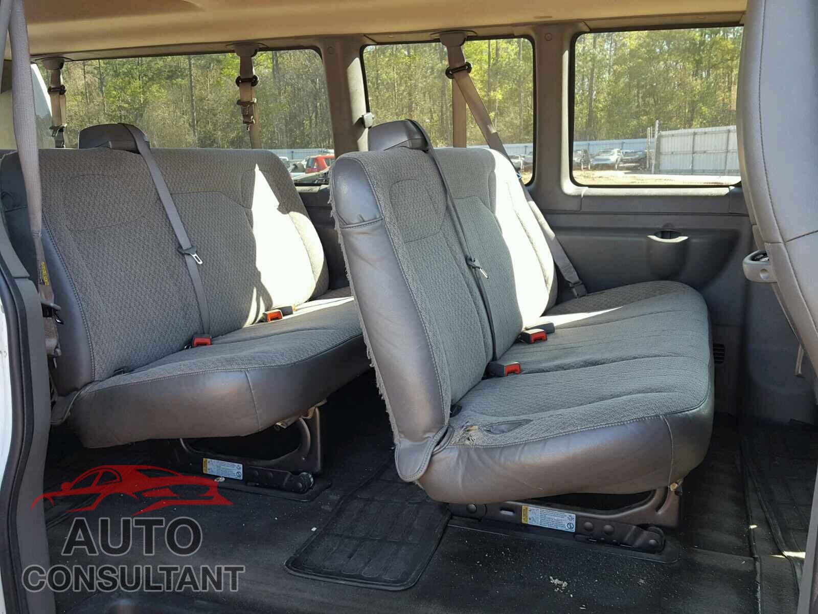 CHEVROLET EXPRESS 2016 - KMHCT4AE3GU059368