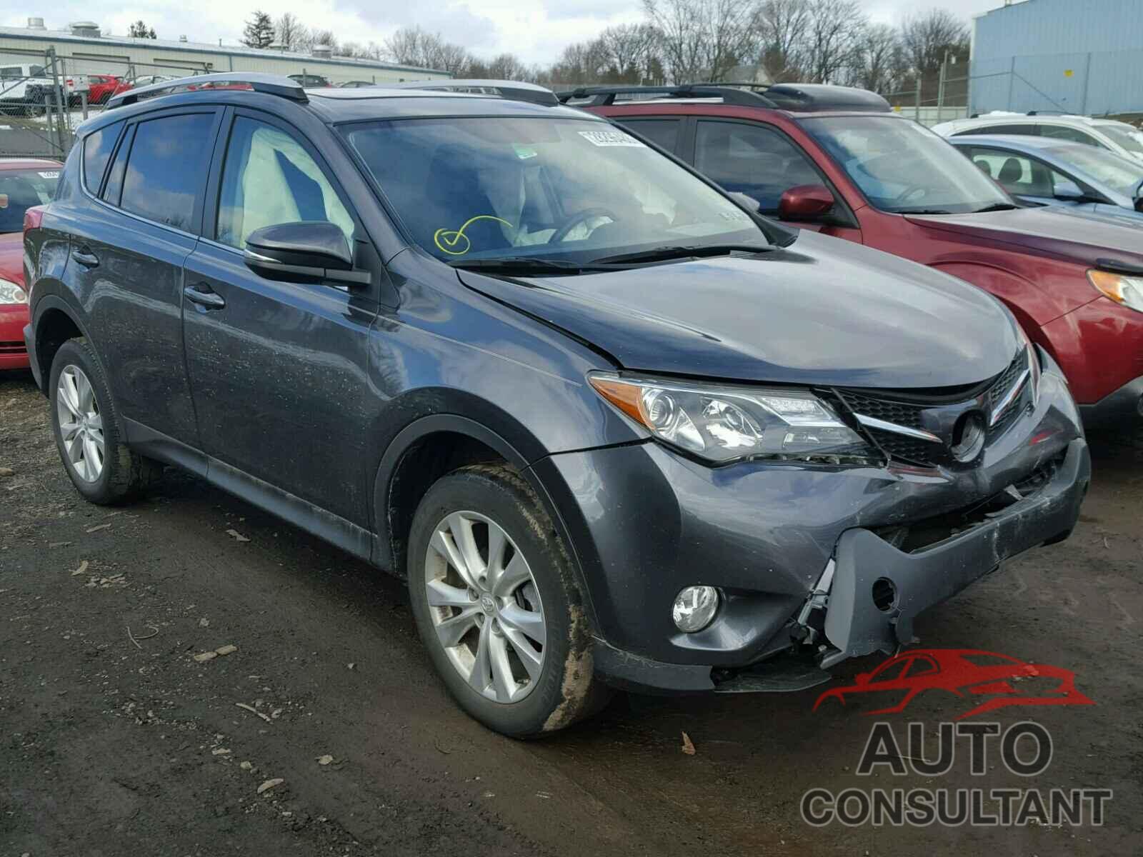 TOYOTA RAV4 2015 - JTMDFREV8FD133471