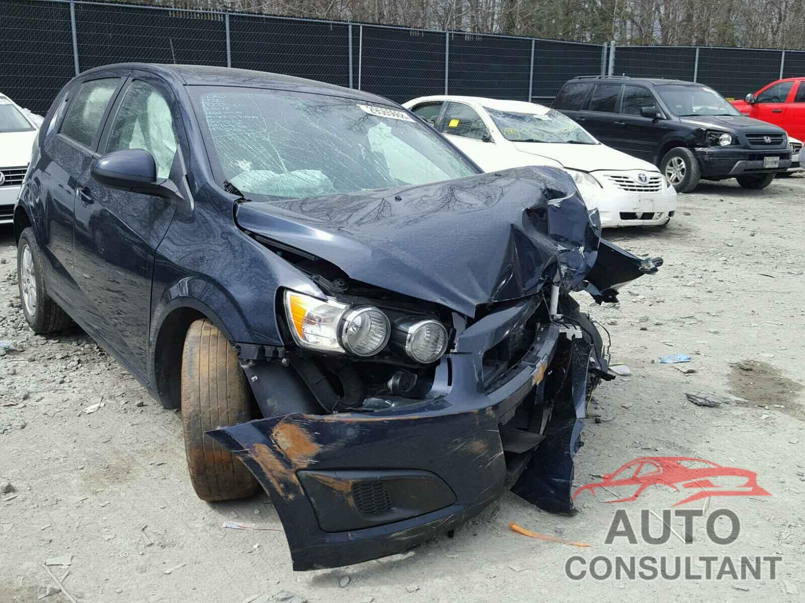 CHEVROLET SONIC 2016 - 1G1JC6SH4G4182265