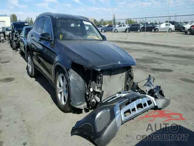 MERCEDES-BENZ GLC300 2016 - WDC0G4JB5GF020877
