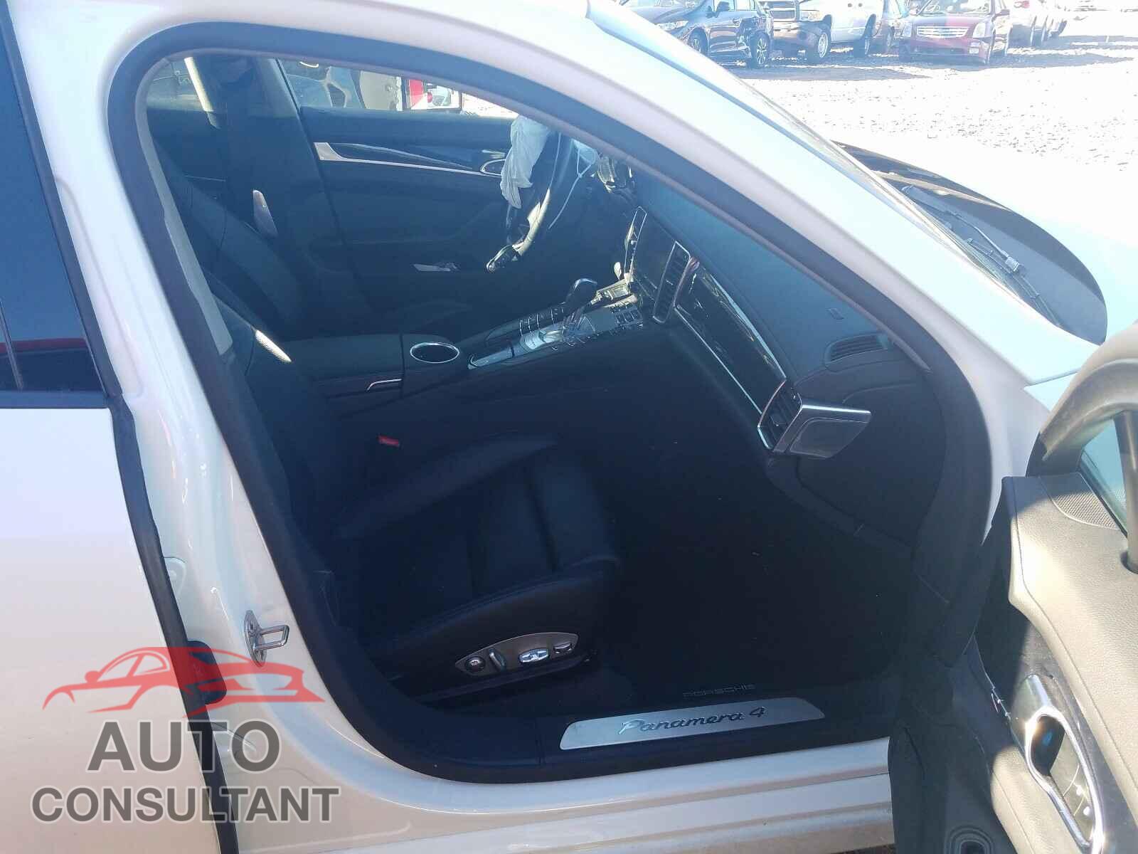 PORSCHE PANAMERA 2016 - WP0AA2A70GL002963