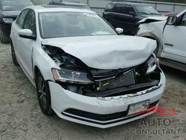 VOLKSWAGEN JETTA 2017 - 3VWB67AJ4HM242495