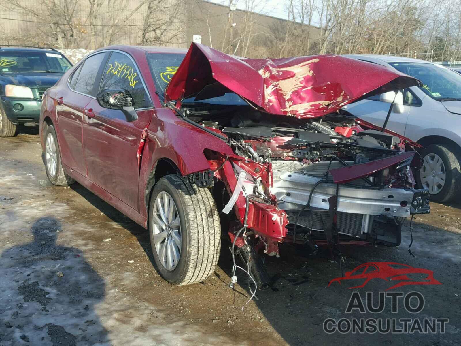 TOYOTA CAMRY 2018 - 4T1B11HKXJU533934
