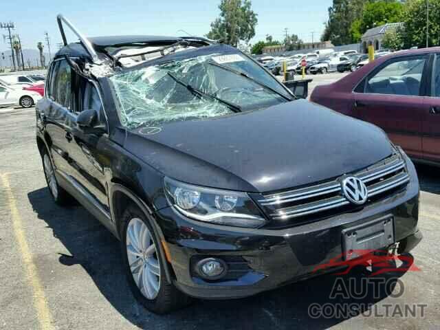 VOLKSWAGEN TIGUAN 2015 - WVGAV7AX6FW554414