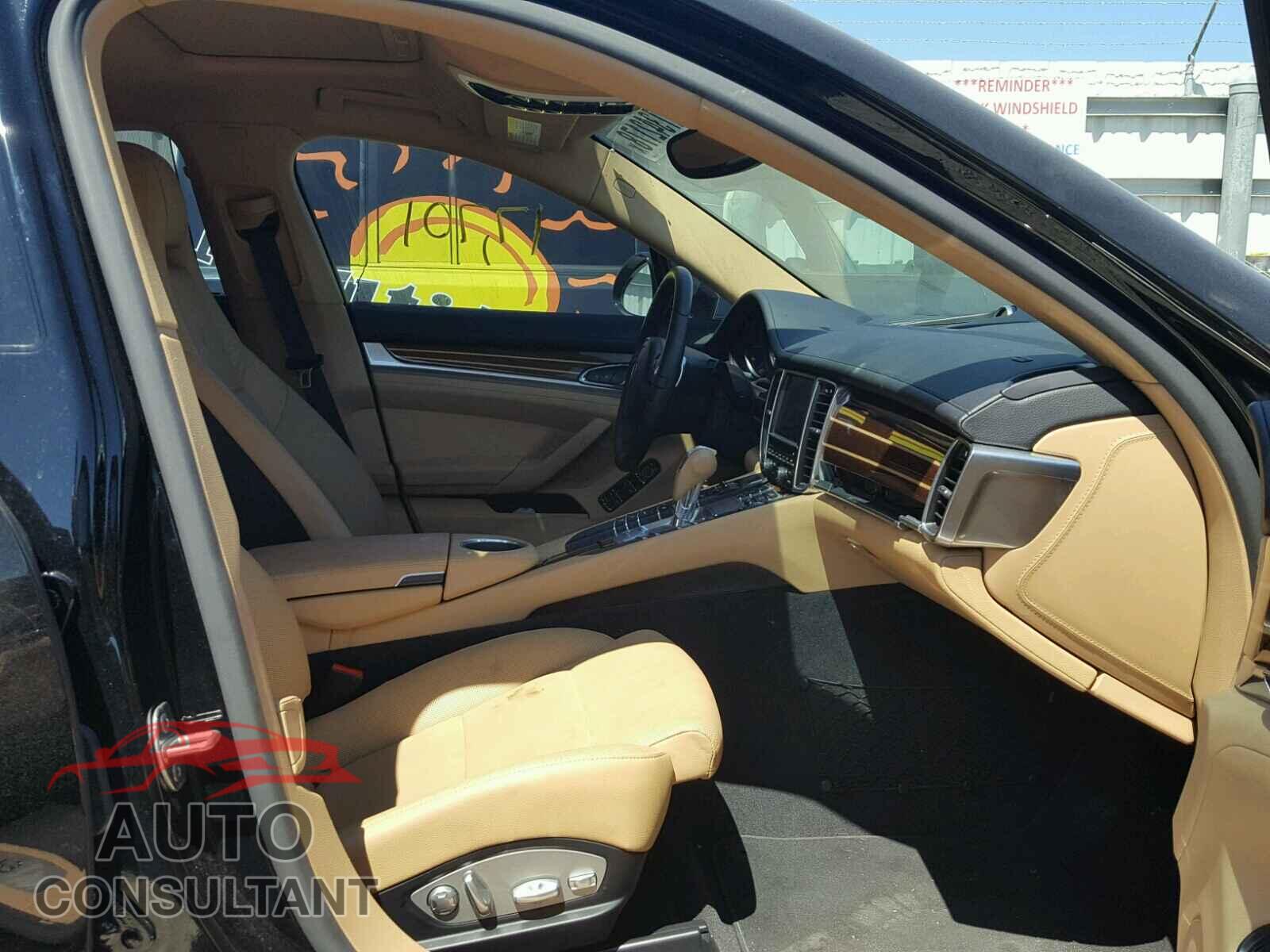 PORSCHE PANAMERA 2016 - WP0AA2A77GL005083