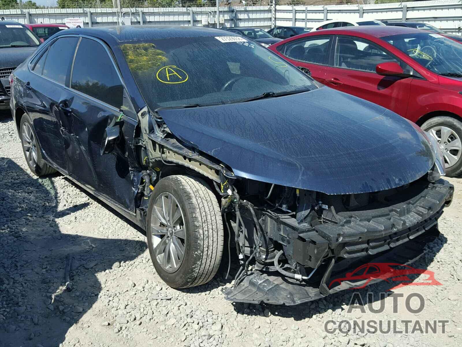 TOYOTA CAMRY 2016 - 4T4BF1FK2GR560094