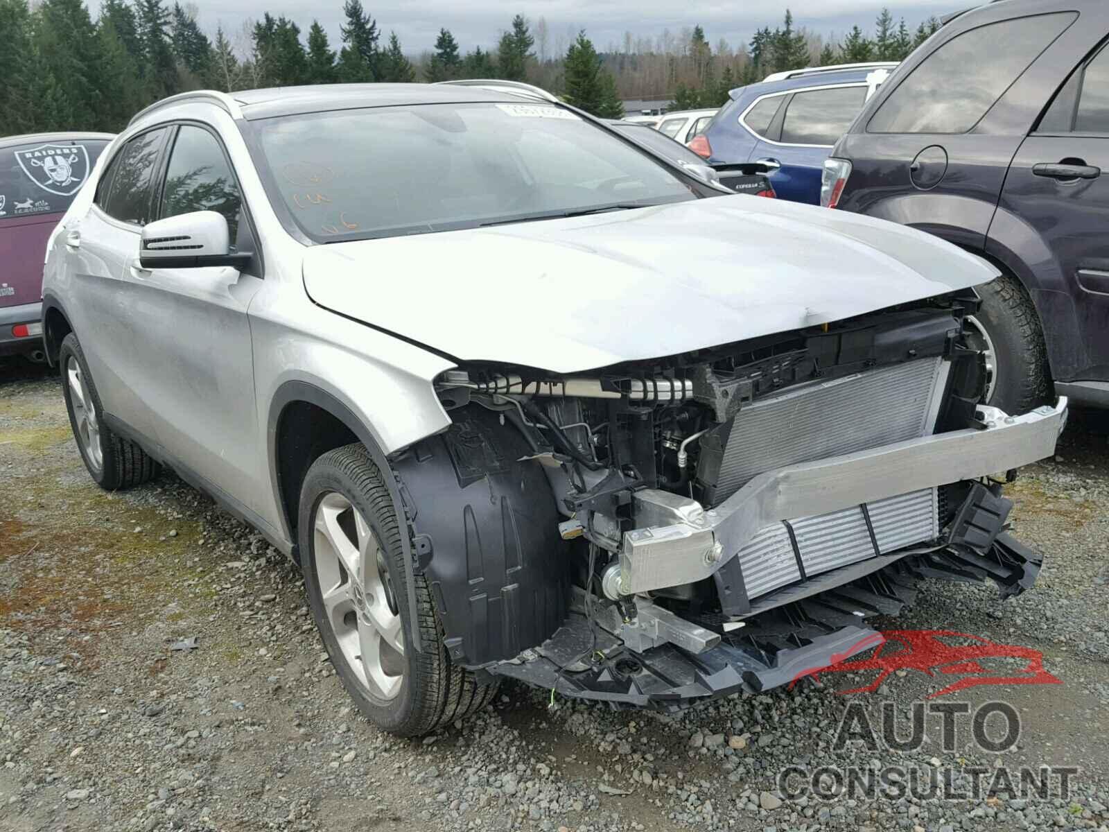 MERCEDES-BENZ GLA250 2018 - WDCTG4GB8JJ433689