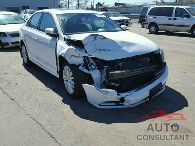 VOLKSWAGEN JETTA 2015 - 3VWD17AJ0FM296753