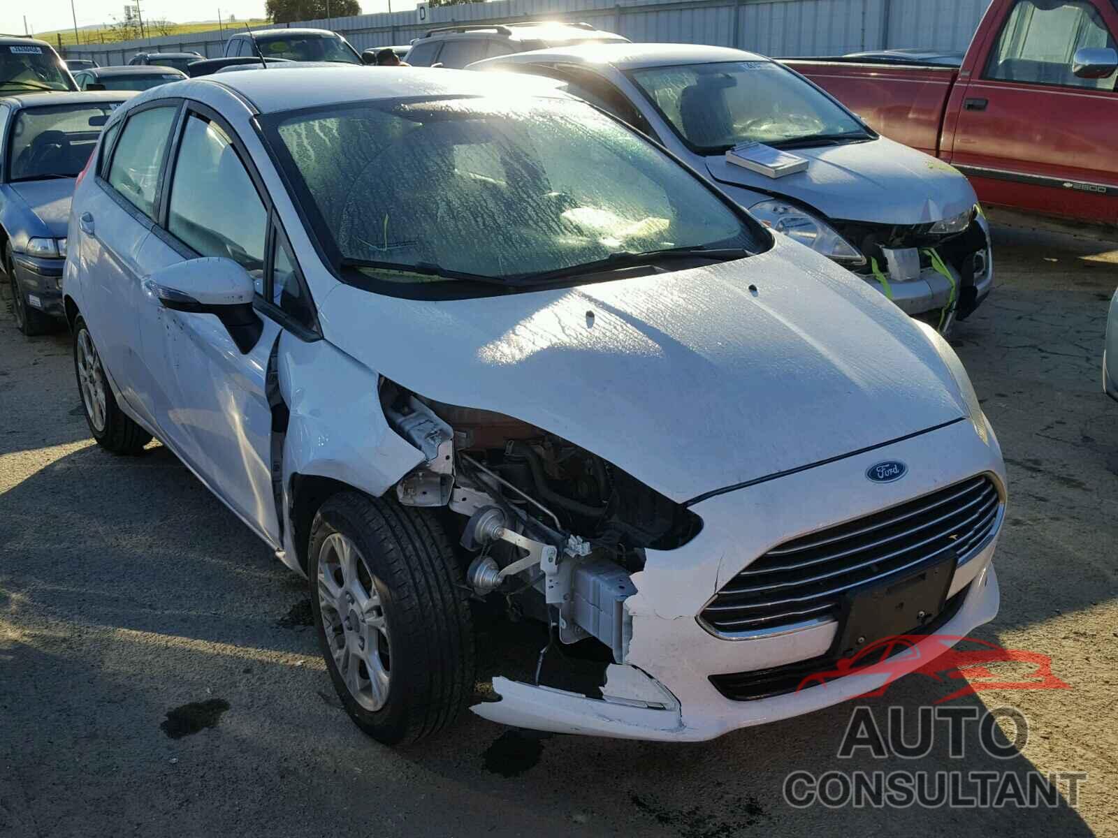 FORD FIESTA 2015 - 3FADP4EJ8FM208421