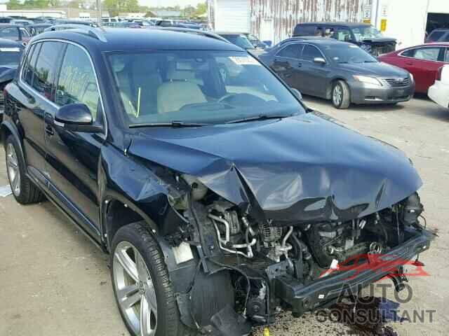 VOLKSWAGEN TIGUAN 2016 - WVGAV7AX1GW012137