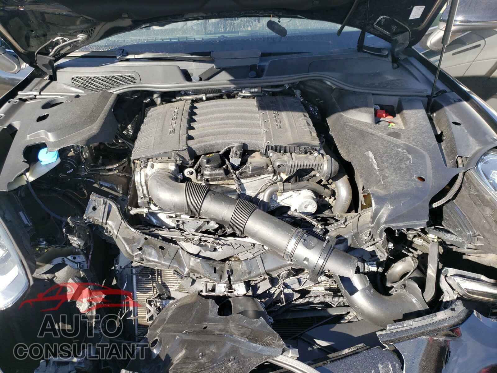 PORSCHE CAYENNE 2016 - WP1AA2A28GLA04057