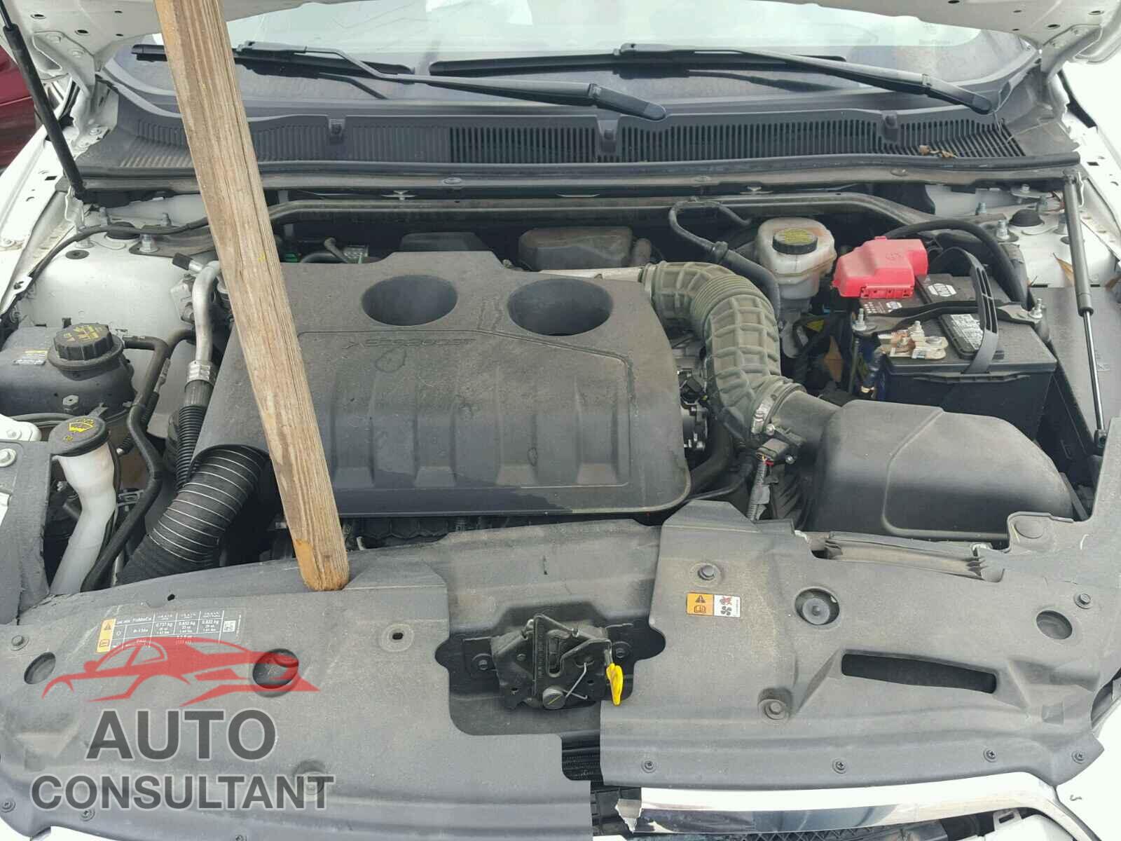 FORD TAURUS 2015 - 1FAHP2D90FG160016