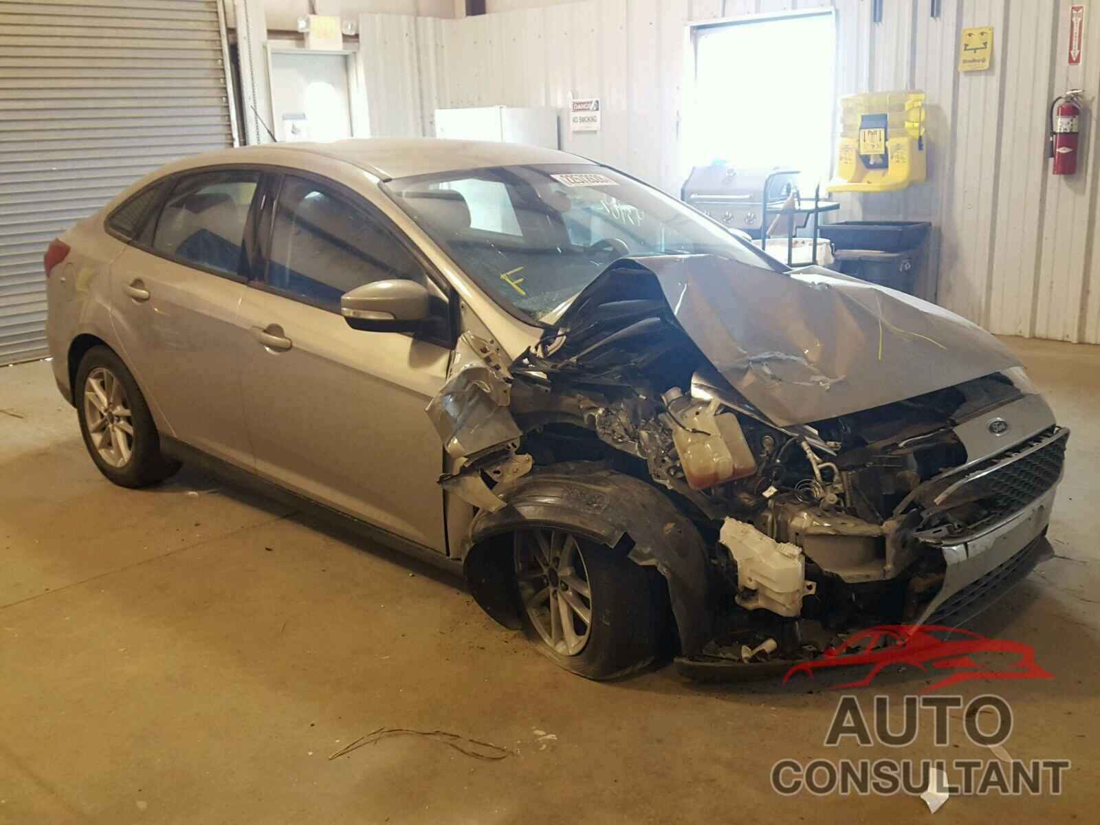 FORD FOCUS 2015 - 1FADP3F20FL232019