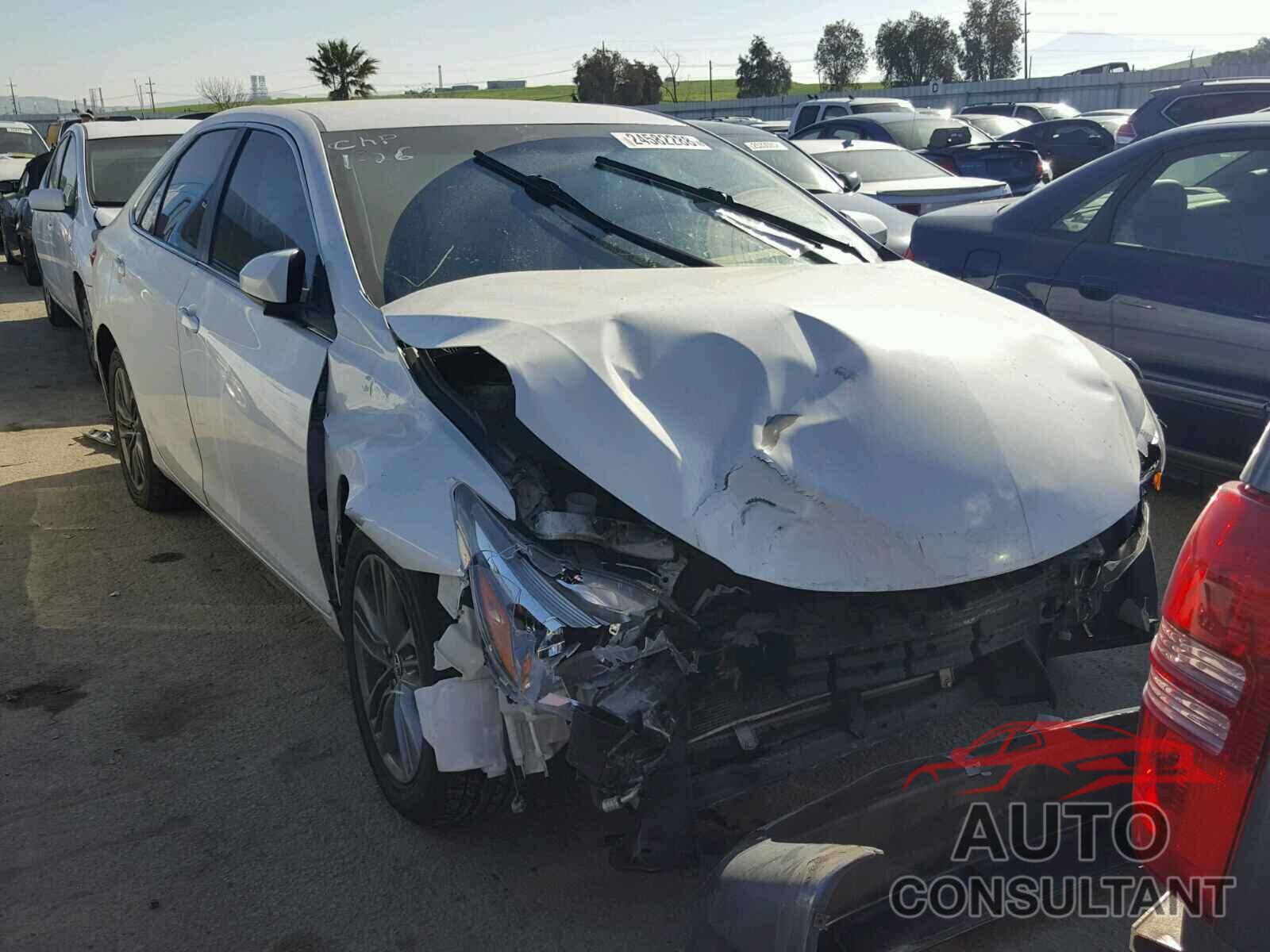 TOYOTA CAMRY 2015 - 4T1BF1FK5FU930821