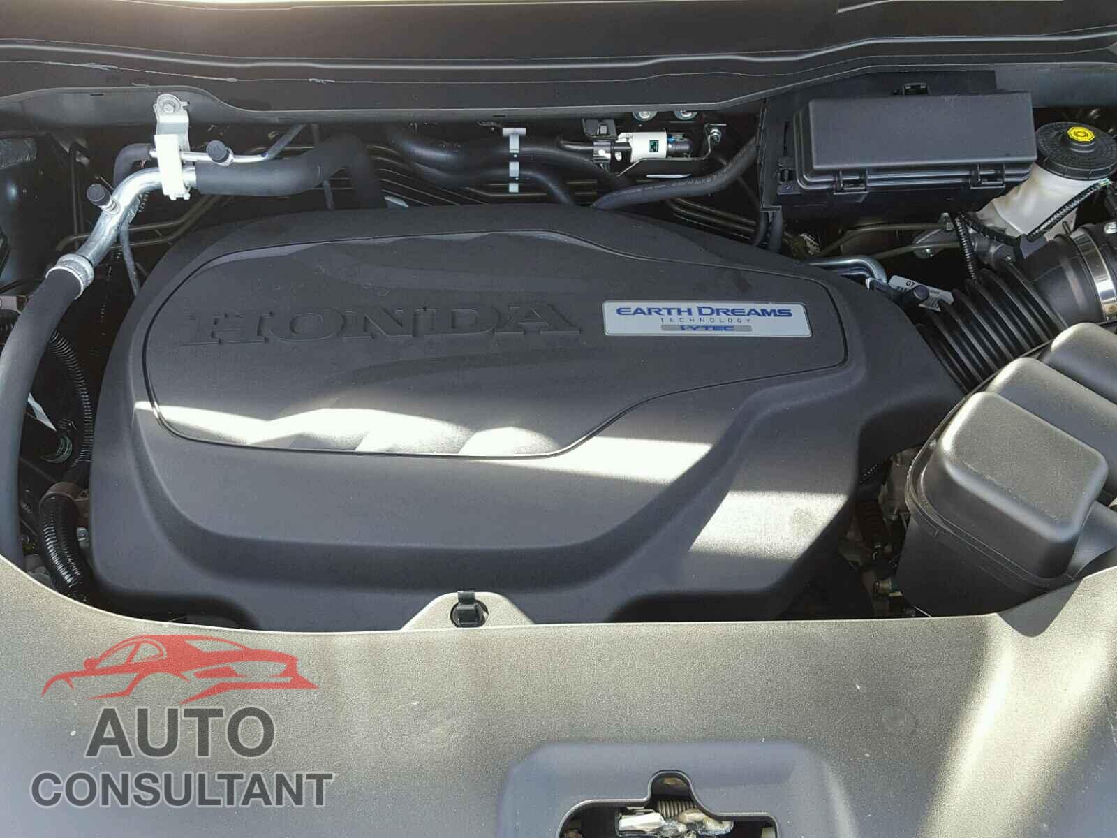 HONDA RIDGELINE 2018 - 5FPYK3F60JB012461