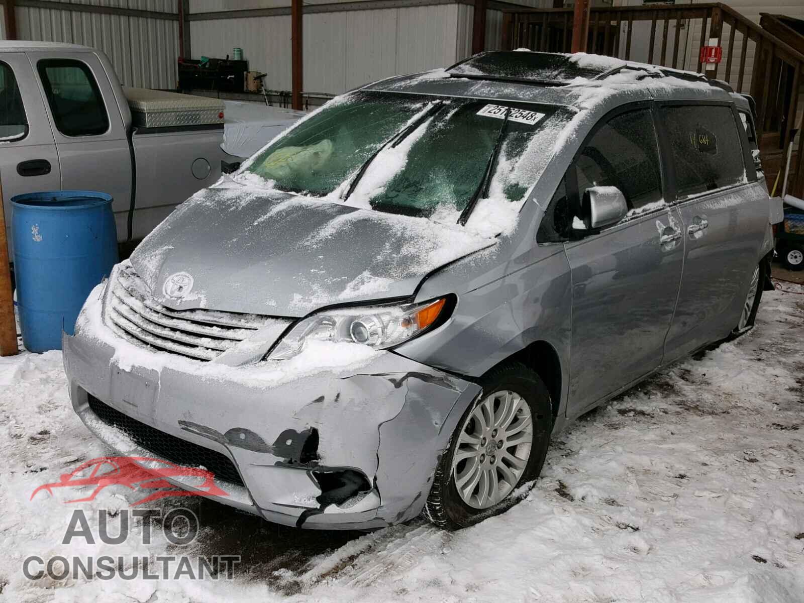 TOYOTA SIENNA 2017 - 5TDYZ3DC5HS819643