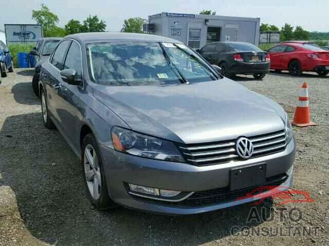VOLKSWAGEN PASSAT 2015 - 1VWAS7A34FC105936