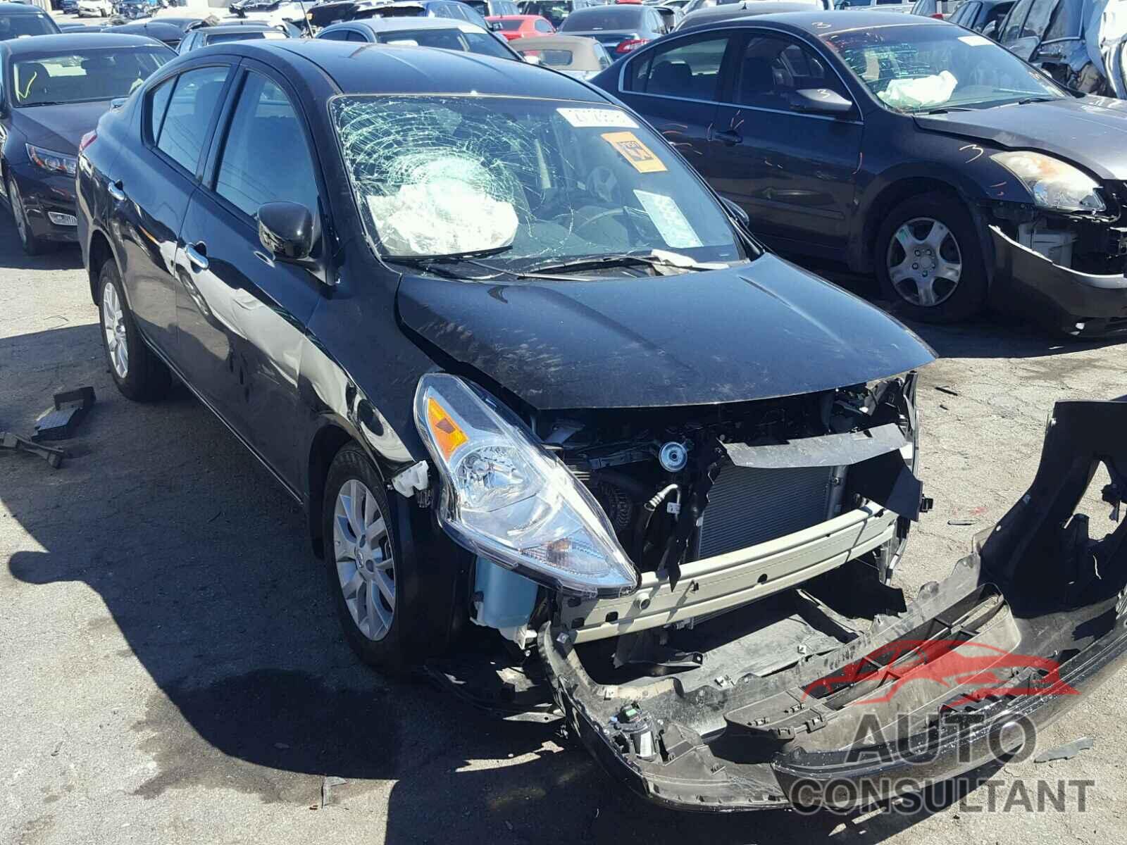 NISSAN VERSA 2017 - 3N1CN7AP8HL841438