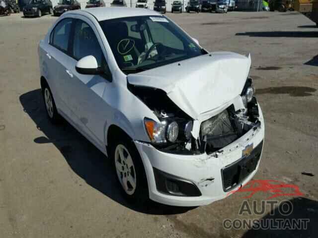 CHEVROLET SONIC 2015 - 1G1JA5SH5F4171757