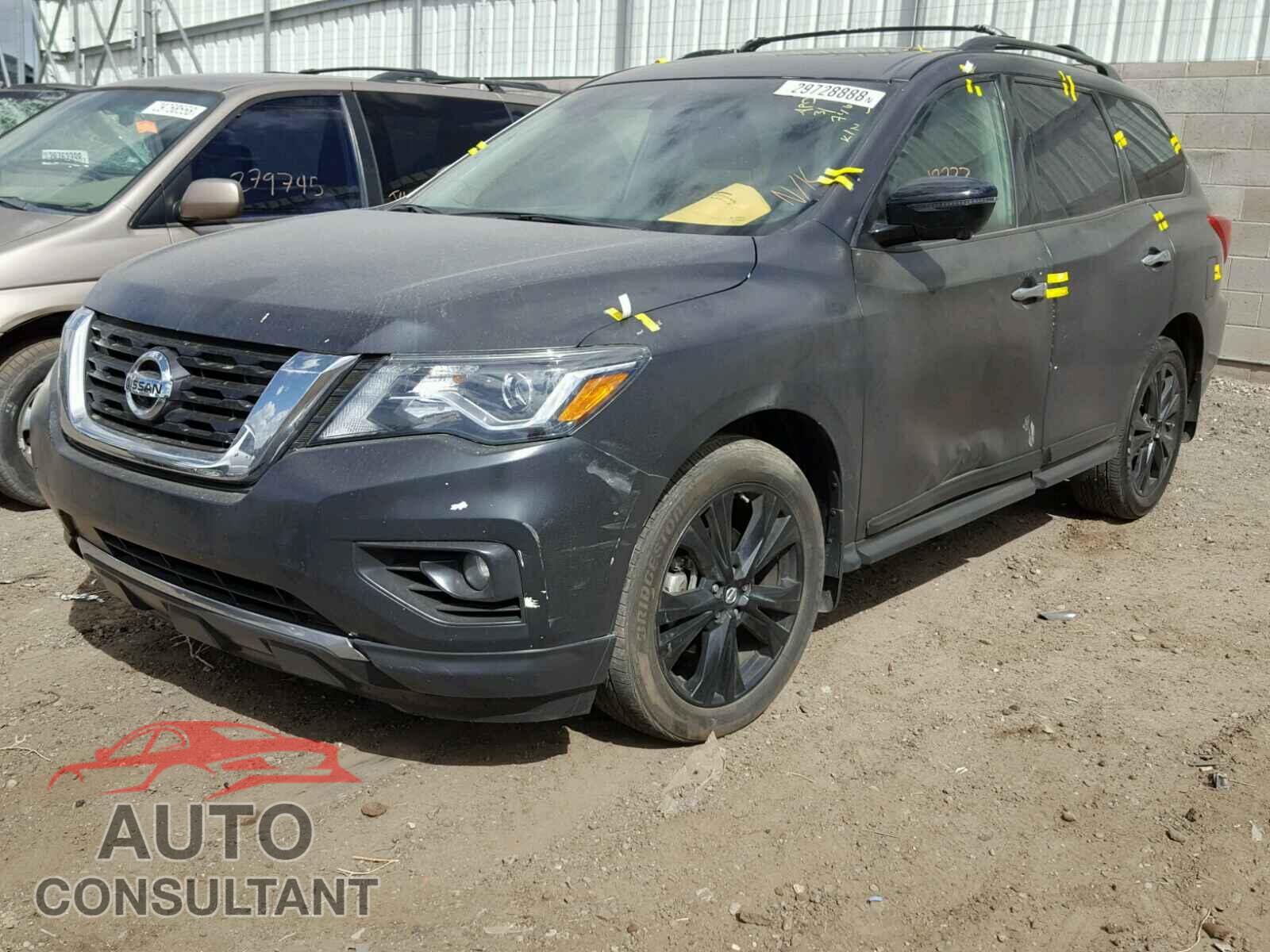 NISSAN PATHFINDER 2017 - 5N1DR2MM6HC661201
