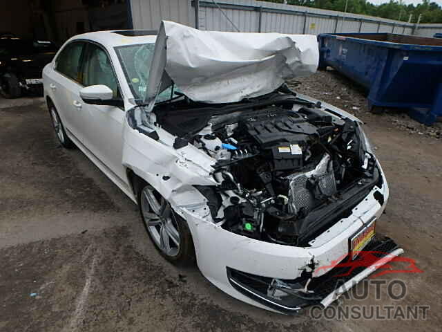 VOLKSWAGEN PASSAT 2015 - 1VWBV7A37FC080073