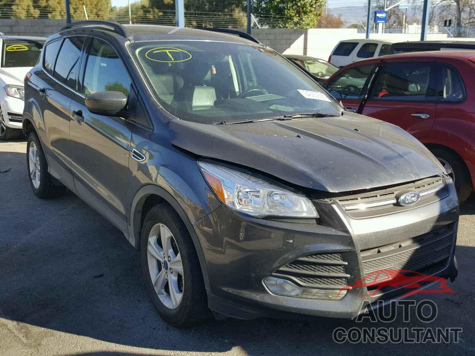 FORD ESCAPE 2015 - 1FMCU0GX4FUB95392