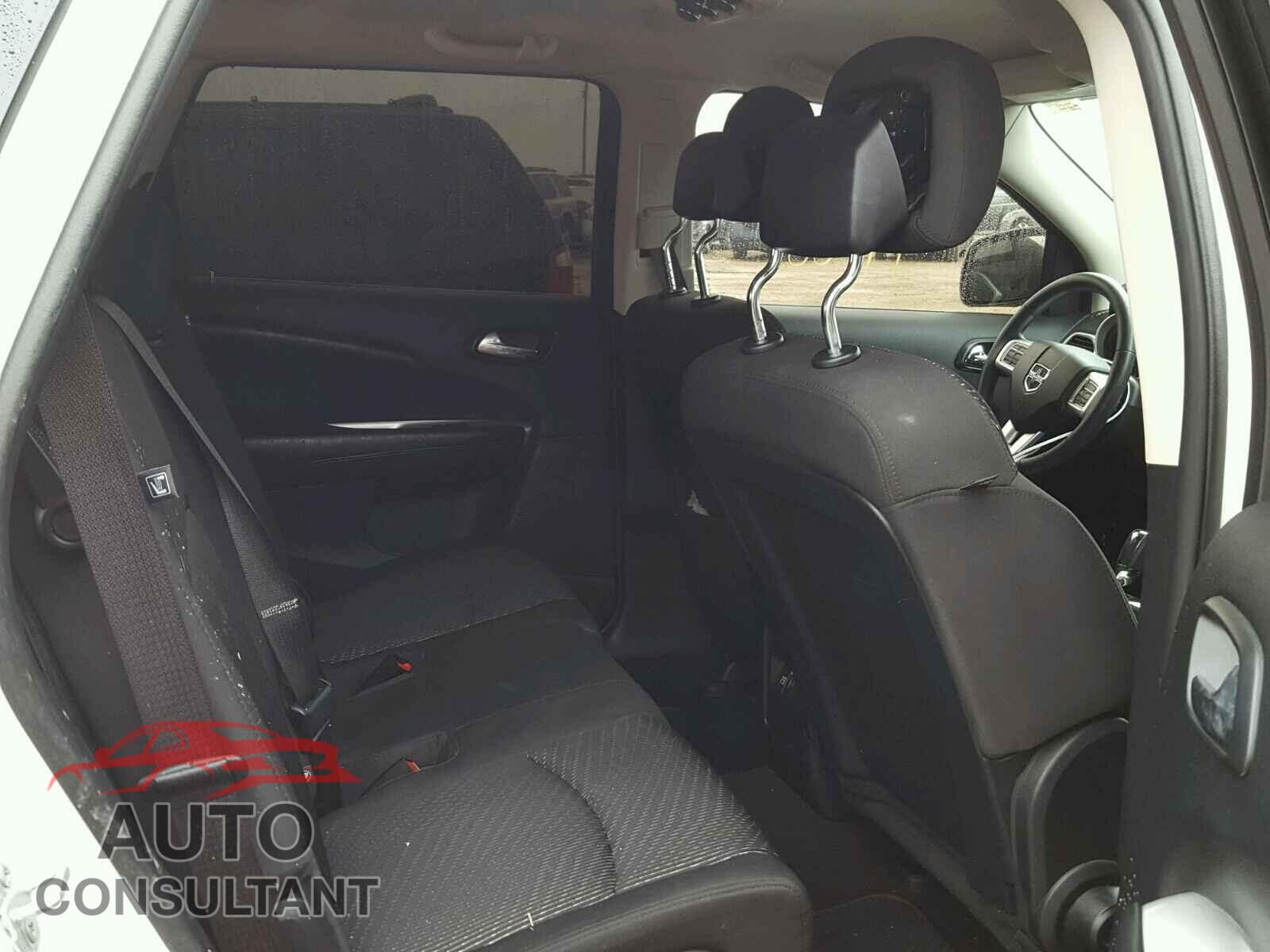 DODGE JOURNEY 2015 - 3C4PDCBB7FT622769
