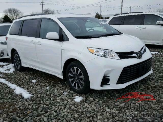 TOYOTA SIENNA 2018 - 5TDJZ3DC7JS191589