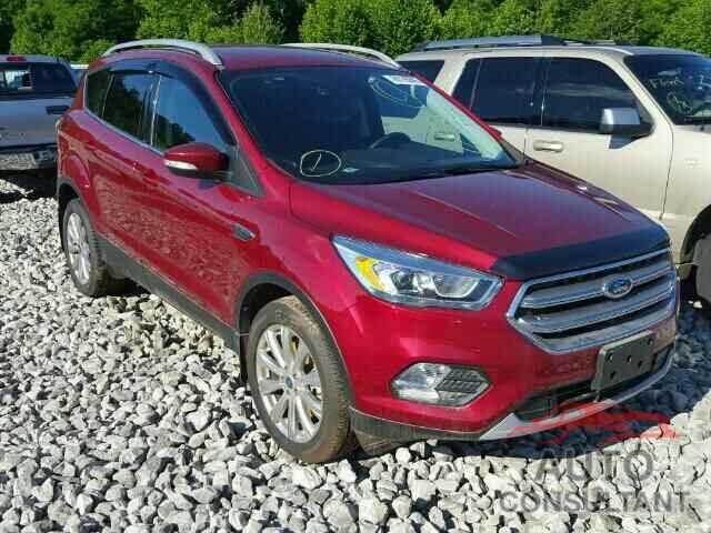 FORD ESCAPE 2017 - 1FMCU9J99HUA11601
