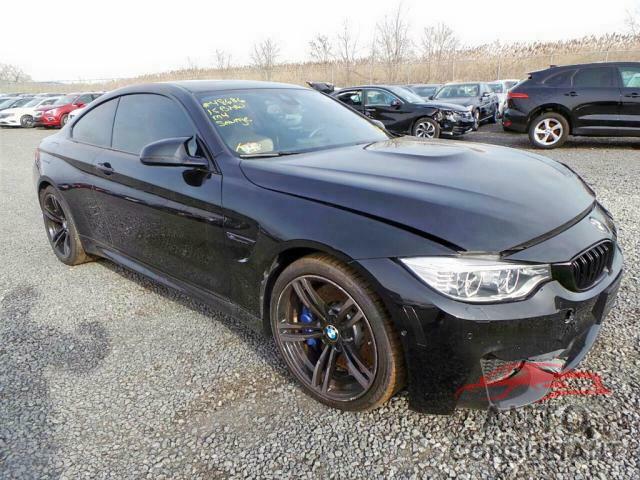 BMW M4 2015 - 5NPD84LFXJH294741