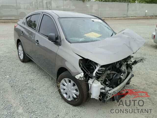 NISSAN VERSA 2015 - 3N1CN7AP0FL901631