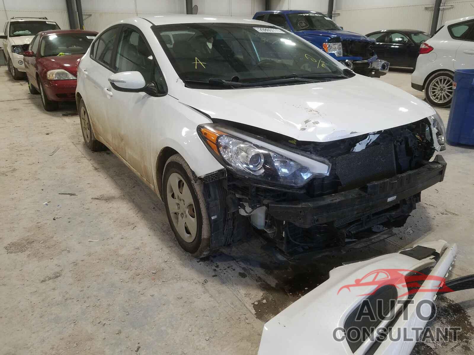 KIA FORTE 2015 - 5YFBURHEXGP481649