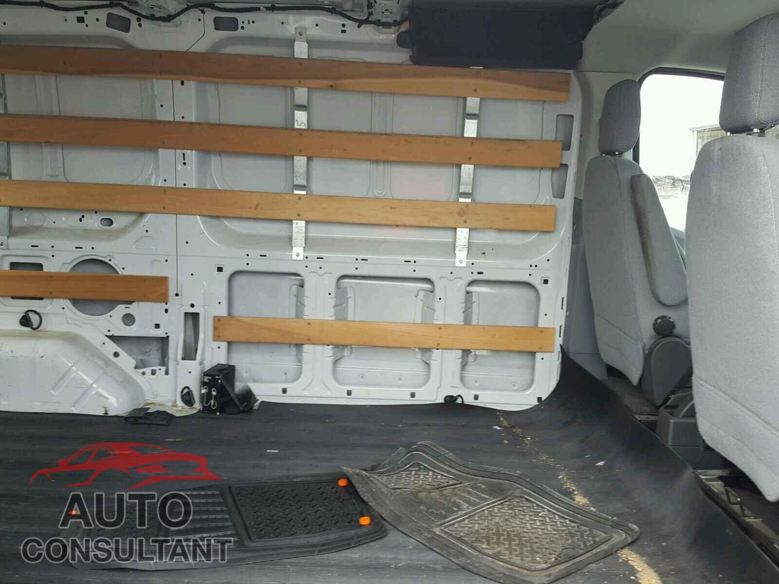 FORD TRANSIT CO 2015 - 1FTNR1ZM2FKA77019