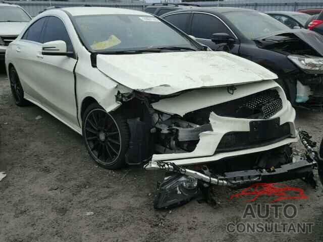 MERCEDES-BENZ CLA 250 2015 - WDDSJ4GB1FN213576