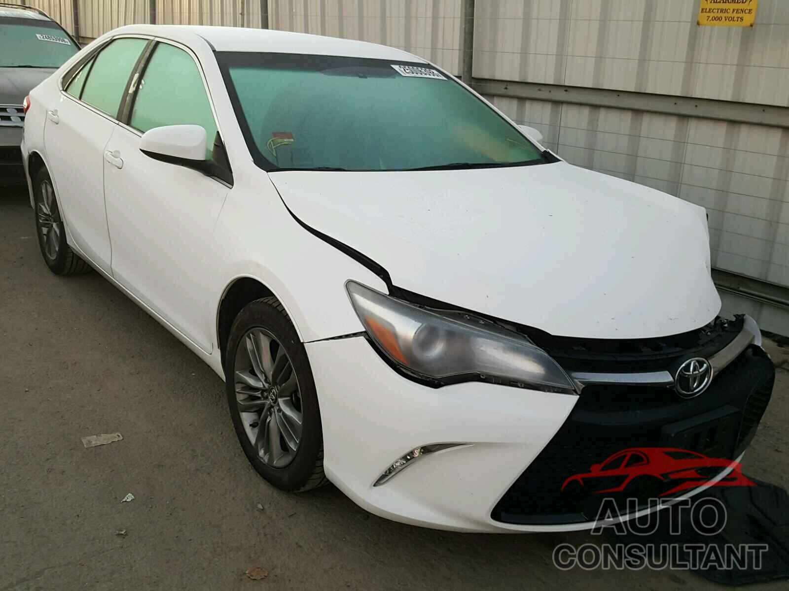 TOYOTA CAMRY 2015 - 4T1BF1FK4FU942054