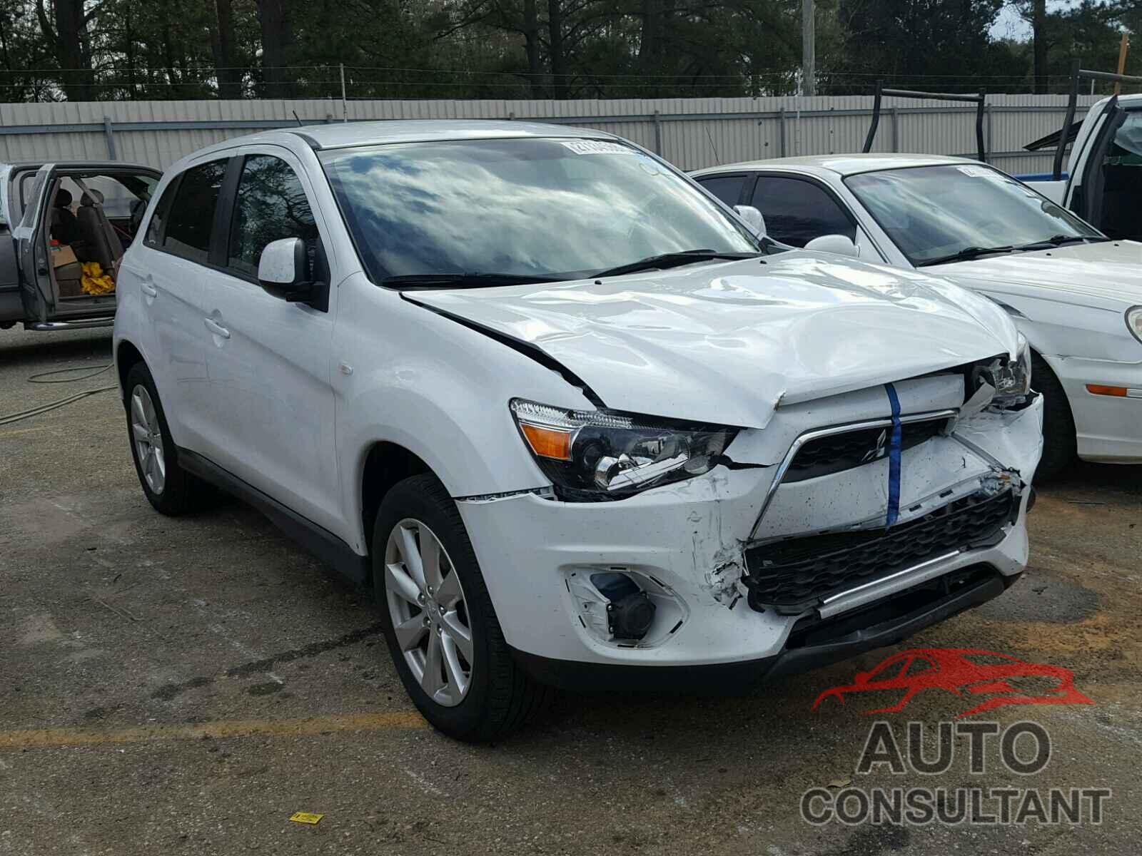 MITSUBISHI OUTLANDER 2015 - 4A4AP3AU0FE040859