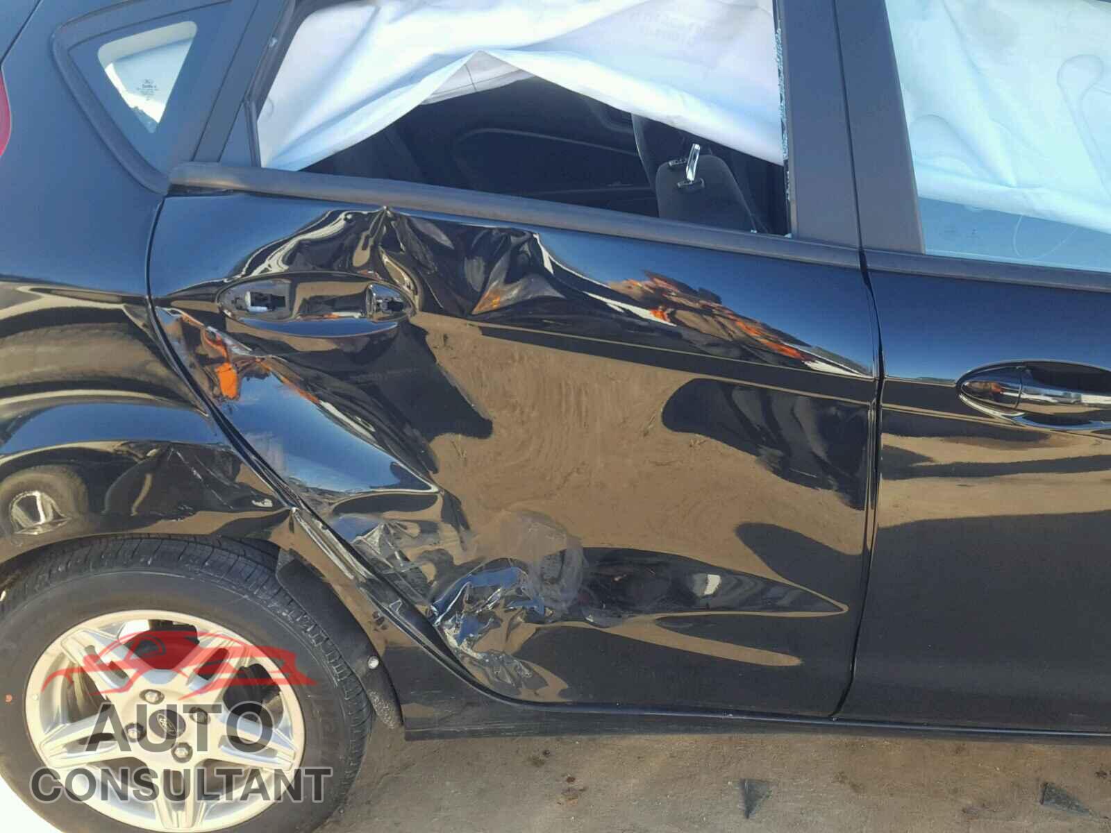 FORD FIESTA 2017 - 3FADP4EJ5HM101944