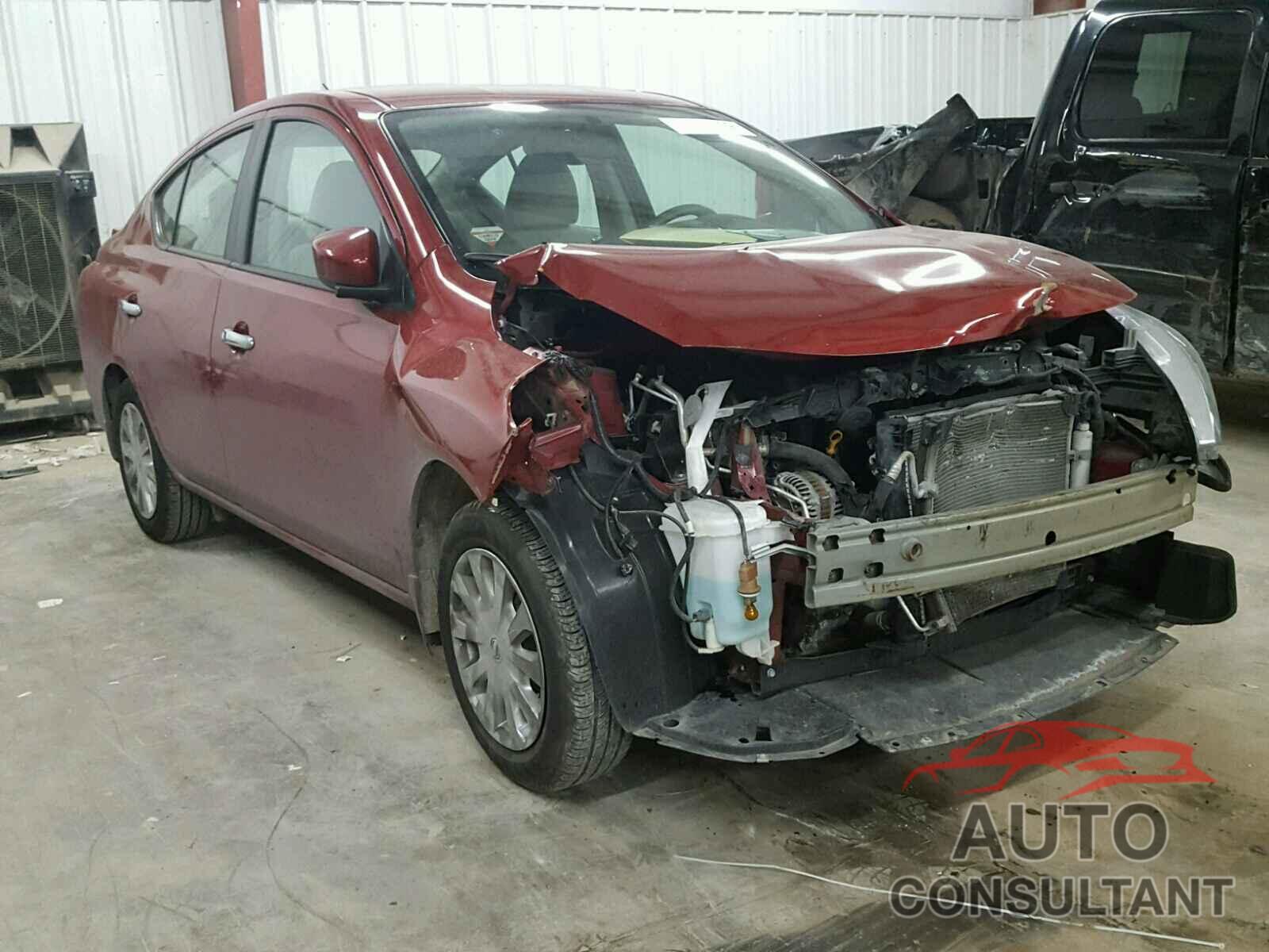 NISSAN VERSA 2015 - 3N1CN7AP4FL920067