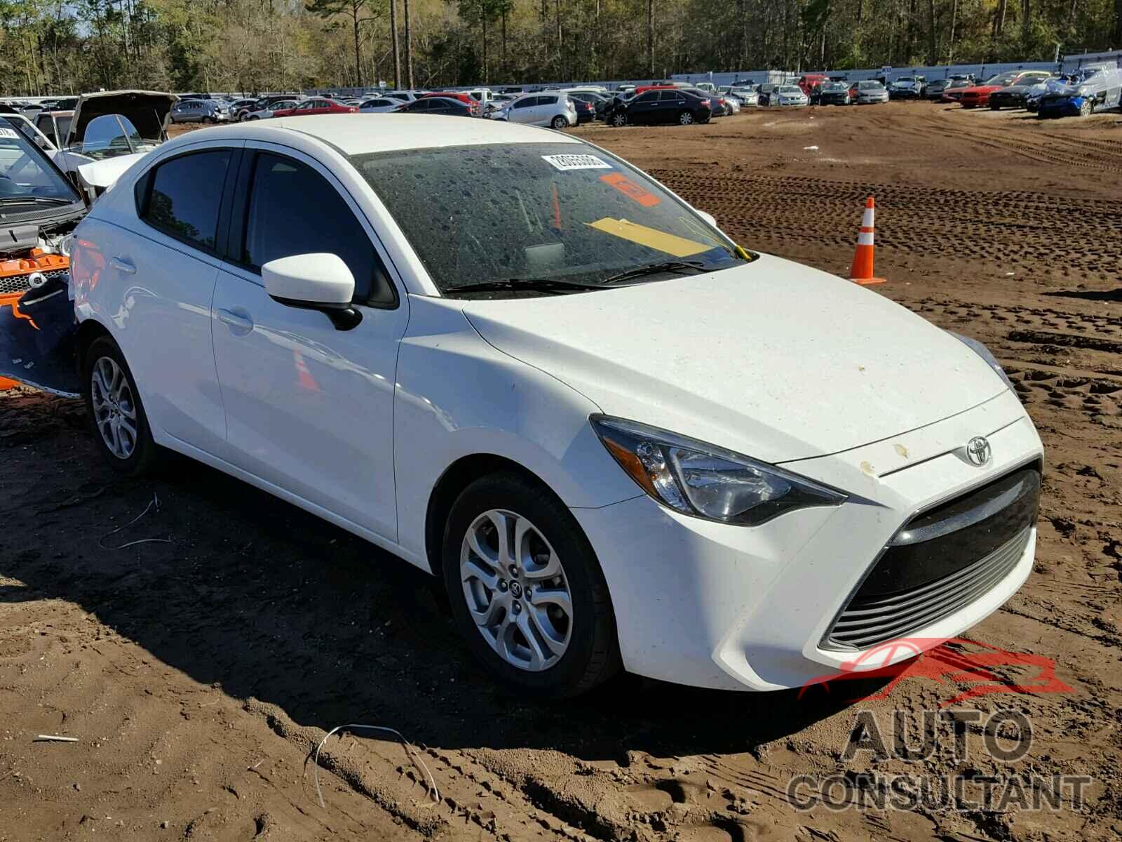 TOYOTA YARIS 2017 - 3MYDLBYV5HY174055