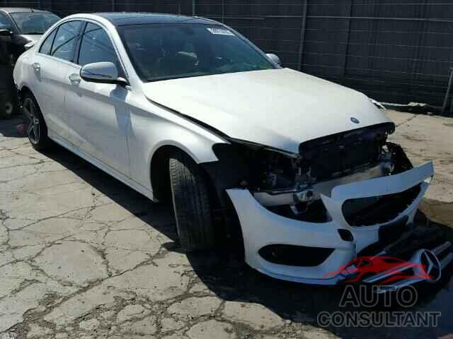 MERCEDES-BENZ C300 2015 - 55SWF4KBXFU008937