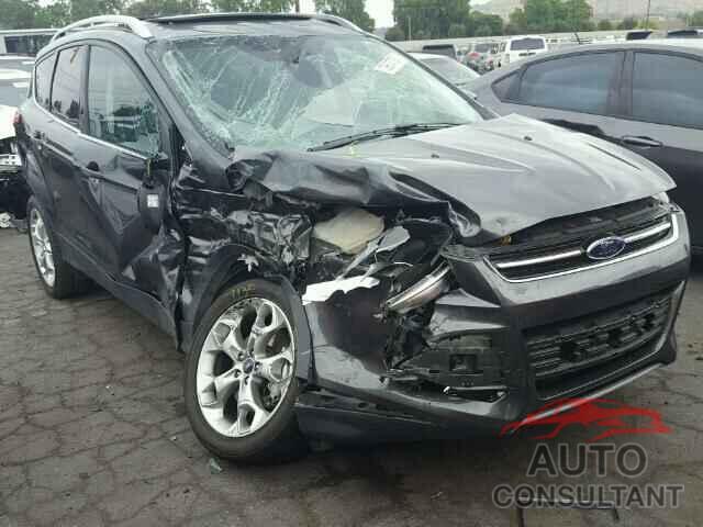 FORD ESCAPE 2015 - 1FMCU9J97FUA09004