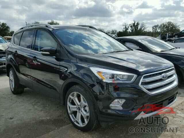 FORD ESCAPE 2017 - 1FMCU0J95HUA88851