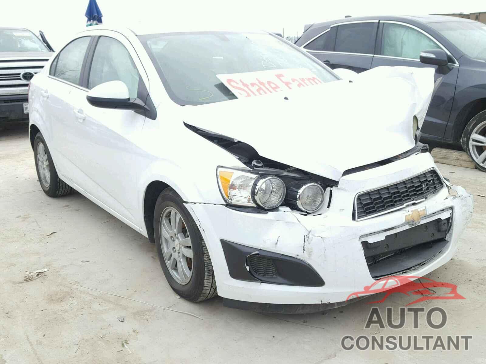 CHEVROLET SONIC 2016 - 1G1JC5SH0G4142260