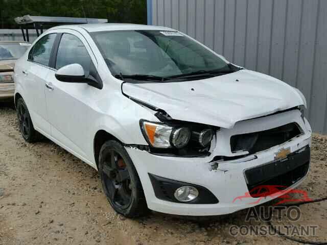 CHEVROLET SONIC 2015 - 1G1JE5SB7F4110619