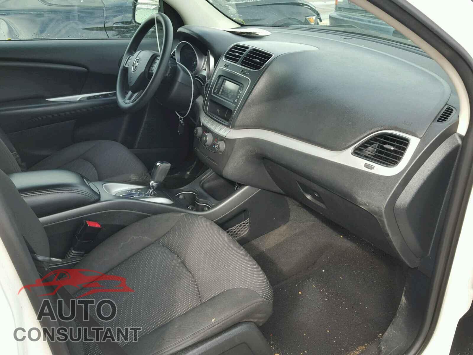 DODGE JOURNEY 2015 - 3C4PDCBG3FT752284