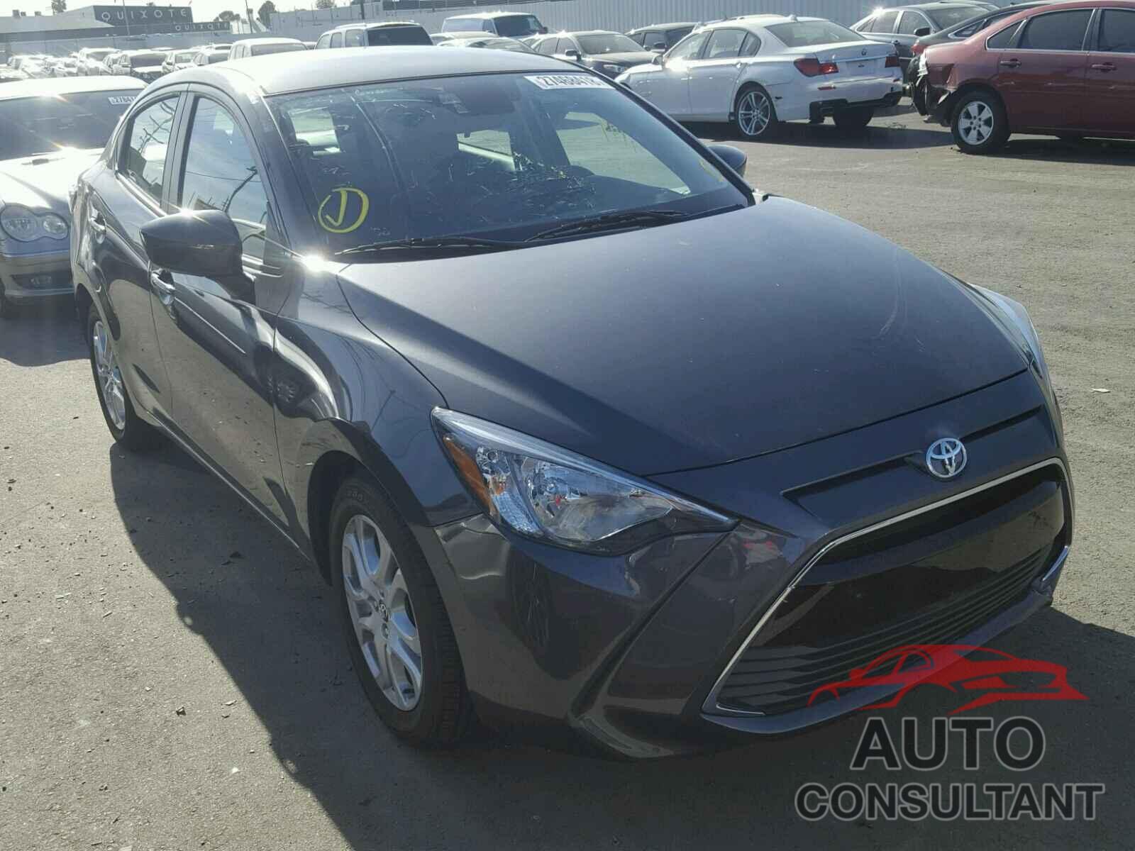 TOYOTA YARIS 2017 - 3MYDLBYVXHY182555