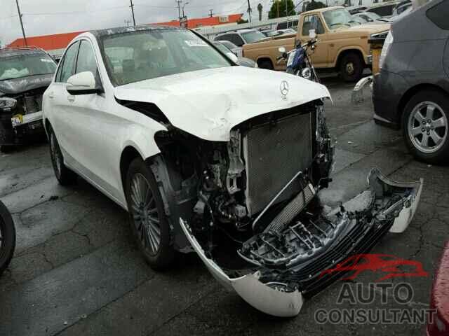 MERCEDES-BENZ C300 2015 - 55SWF4KB0FU023950